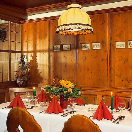 Altdeutsches Gasthaus Roter Hirsch Jena Exteriör bild