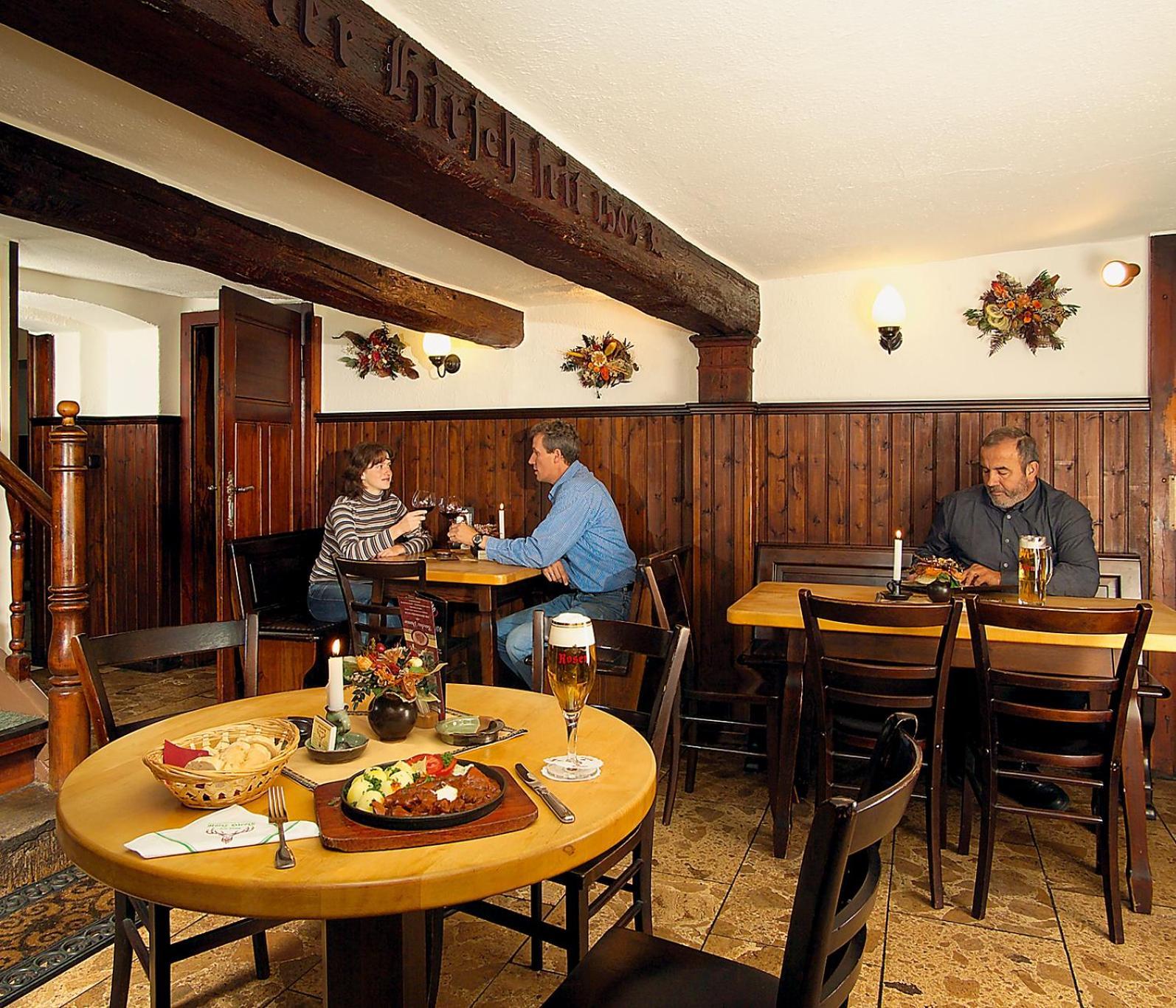 Altdeutsches Gasthaus Roter Hirsch Jena Exteriör bild